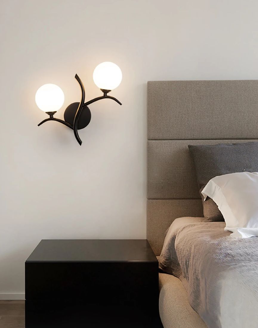 Nowoczesna Metalowa Lampa Ścienna Hunter Kinkiet Szklana Kula - obrazek 2