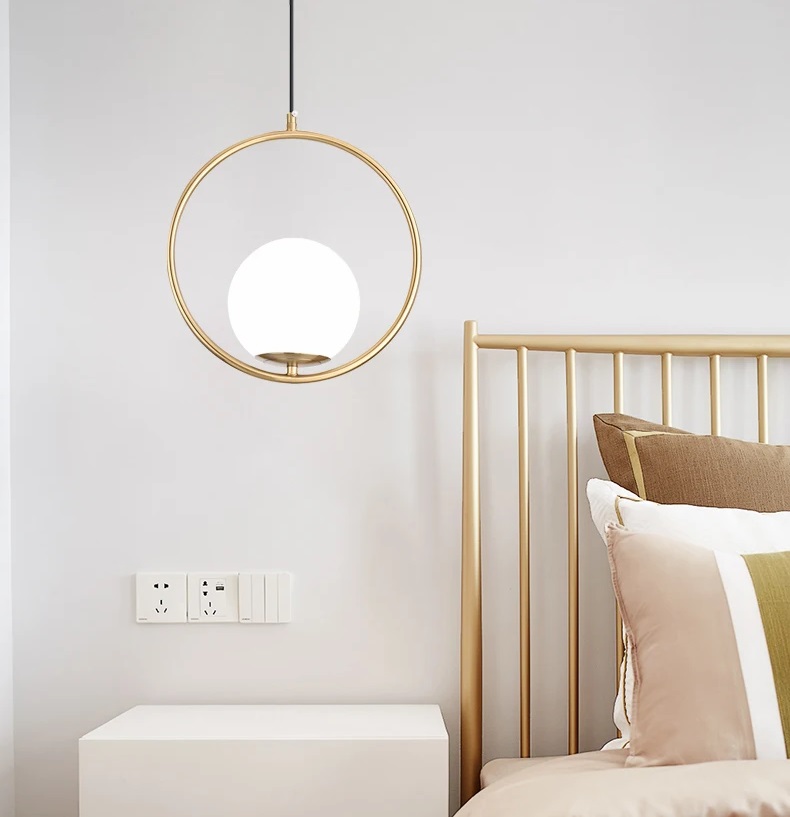 Nowoczesna Lampa Wisząca Aurelia Kula Świetlna Złota