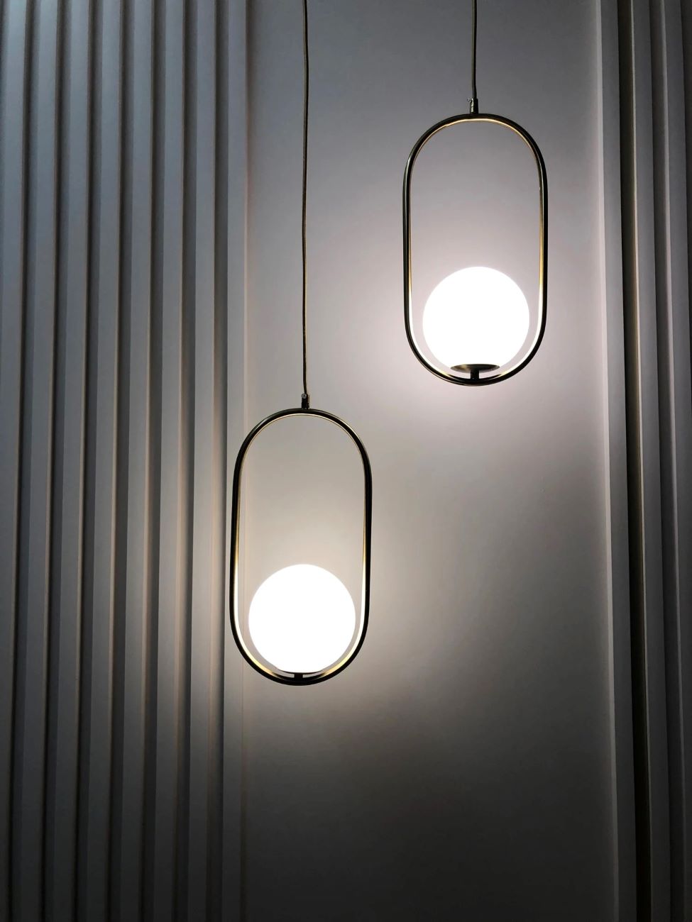 Nowoczesna Lampa Wisząca Aurelia Kula Świetlna Złota - obrazek 6