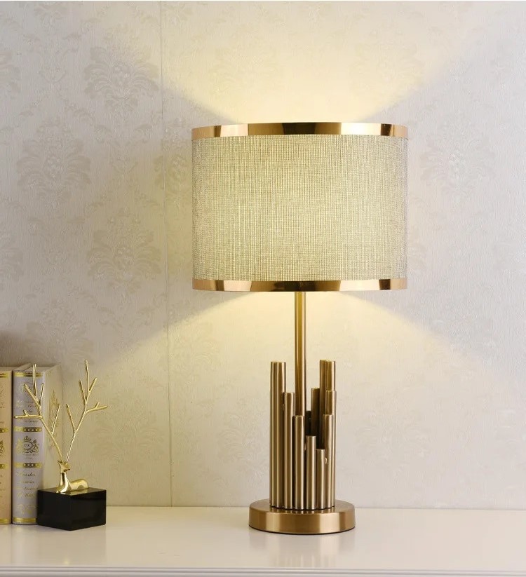 Nowoczesna Lampa Stołowa Solana Złota - obrazek 3