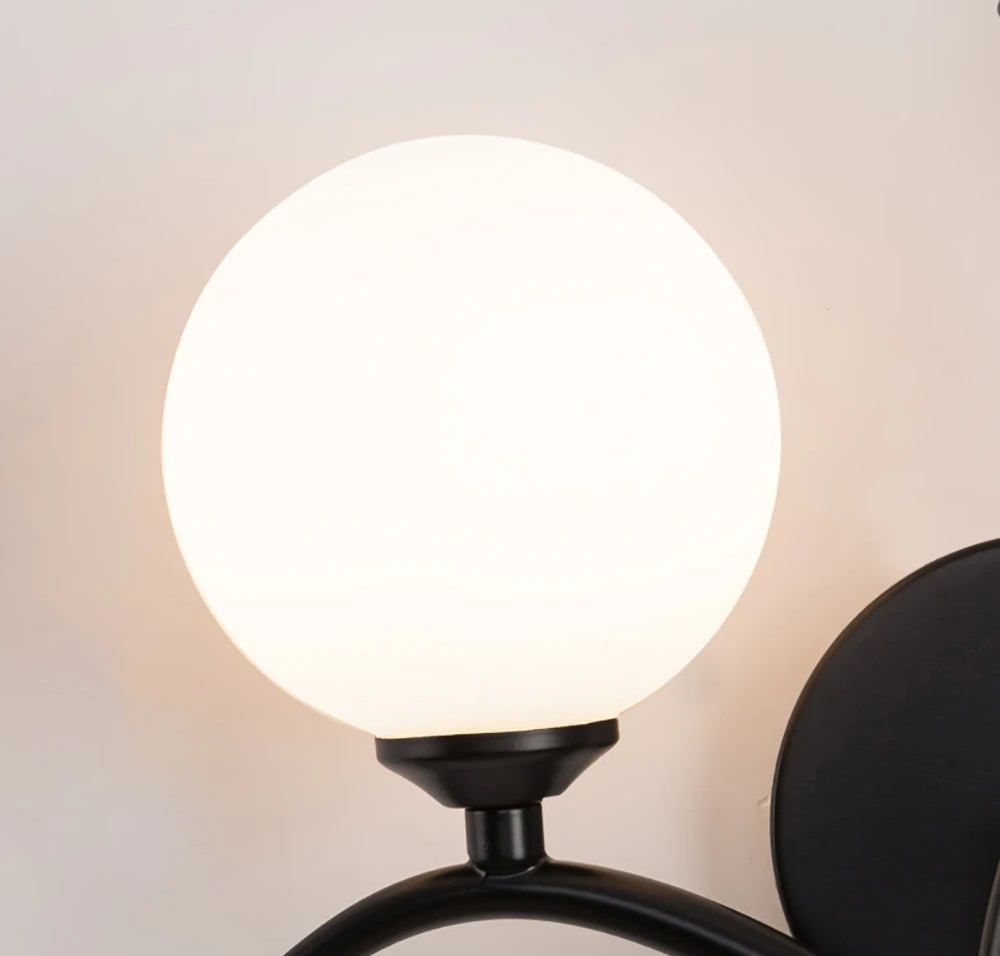 Nowoczesna Metalowa Lampa Ścienna Hunter Kinkiet Szklana Kula - obrazek 3