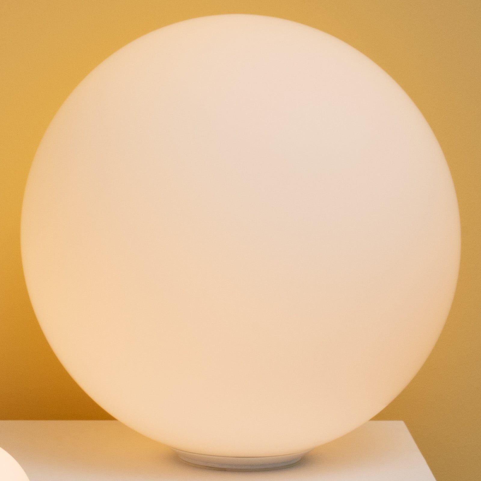 Lampa stołowa Artemide Dioscuri Ø 42 cm
