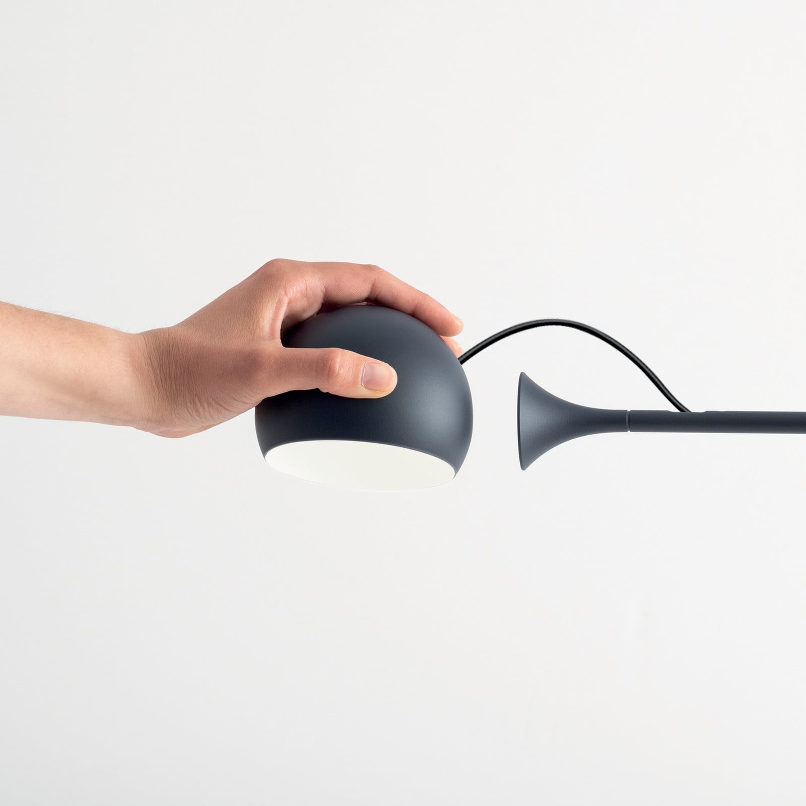 Artemide Ixa lampa stołowa LED antracyt