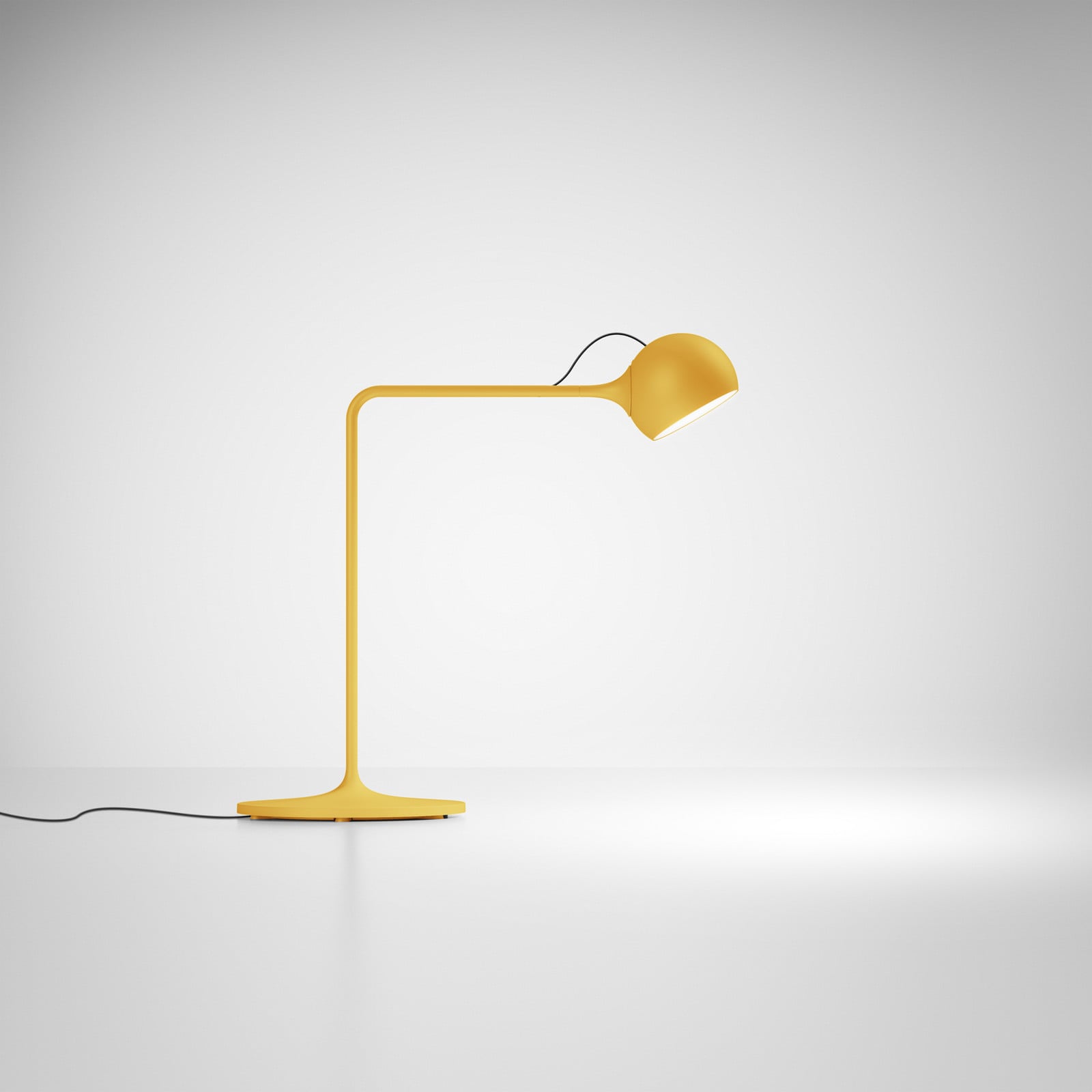 Artemide Ixa lampa stołowa LED żółta