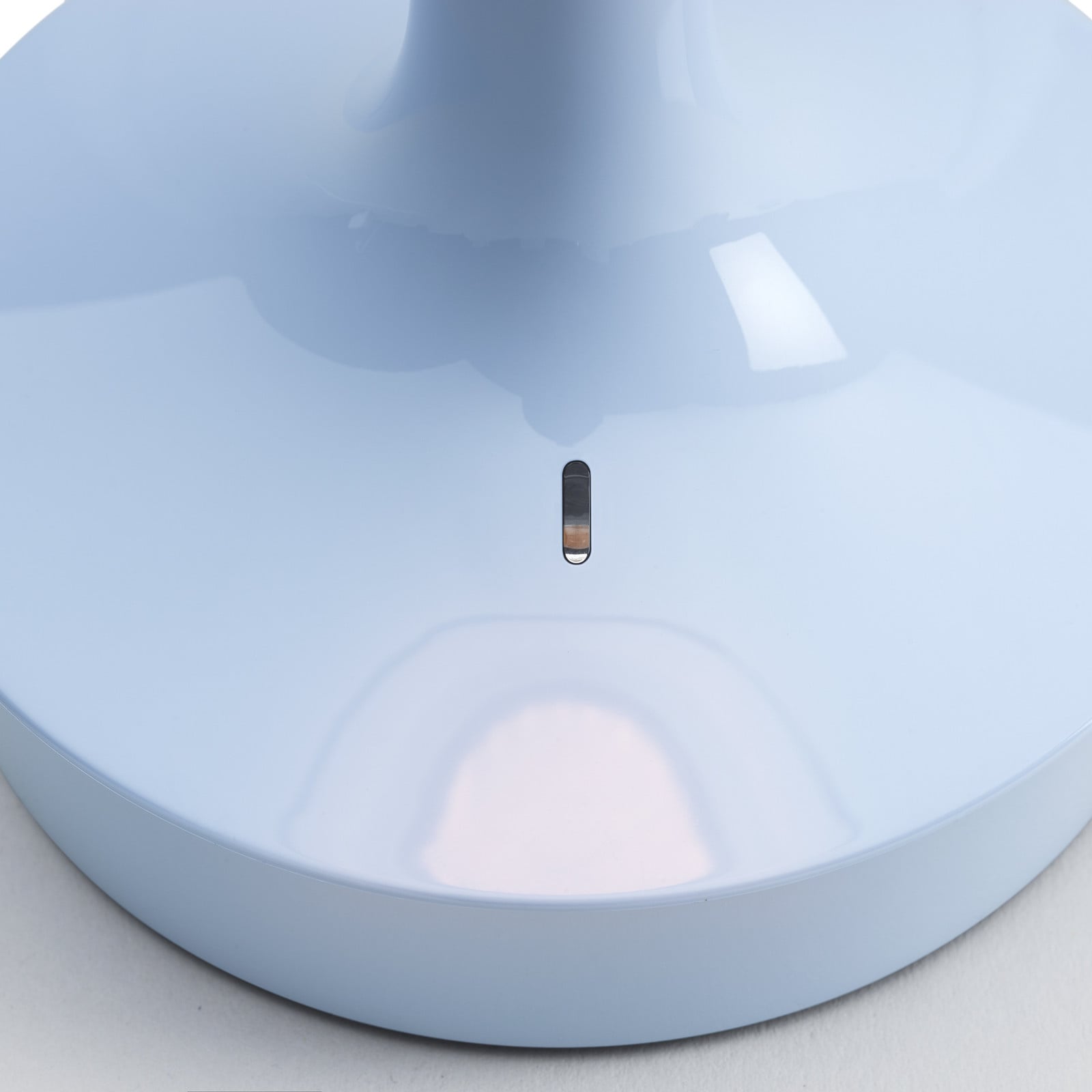 Lampa stołowa LED Flos Bon jour unplugged jasnoniebieska