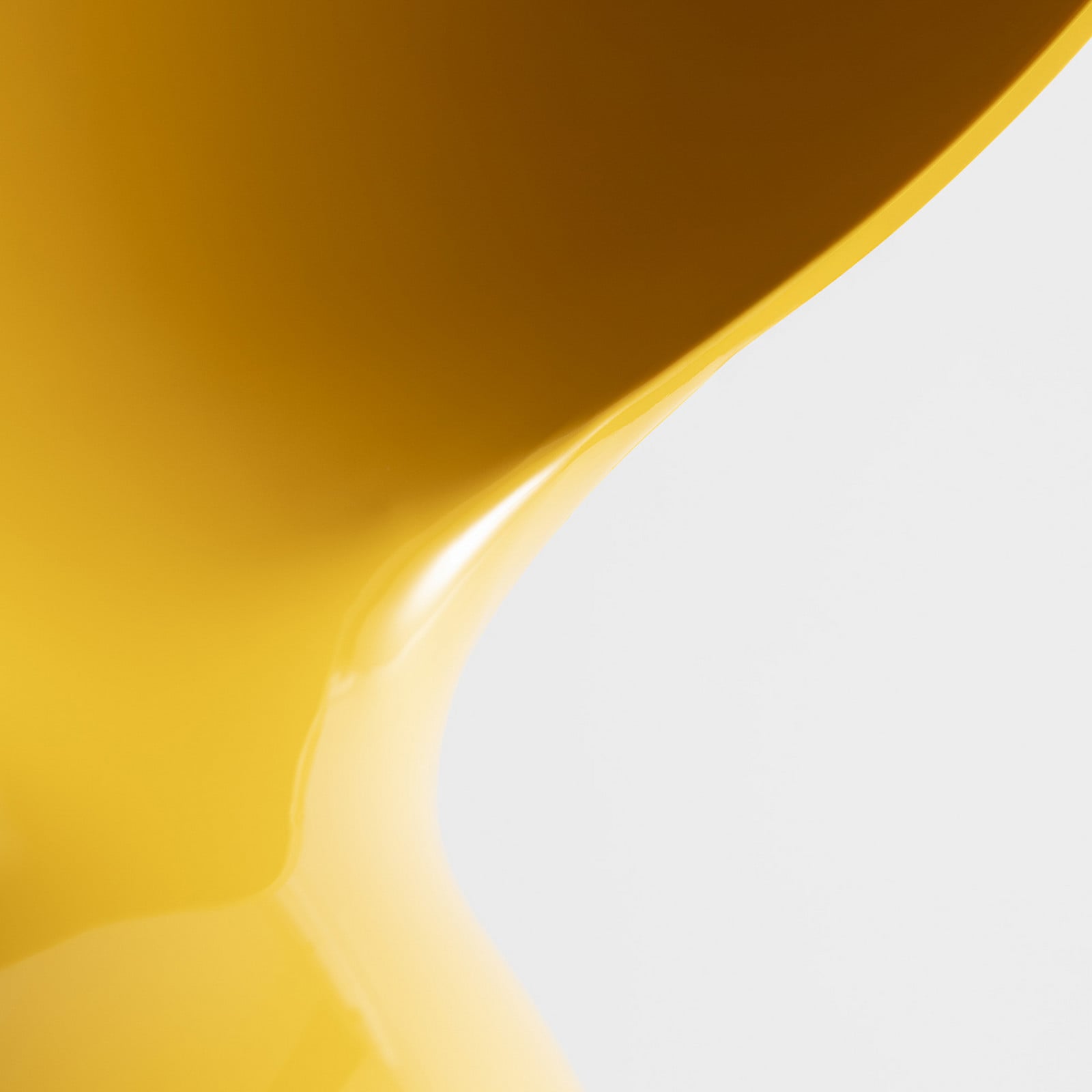 Lampa stołowa Artemide Dalú żółta wysokość 26 cm tworzywo sztuczne