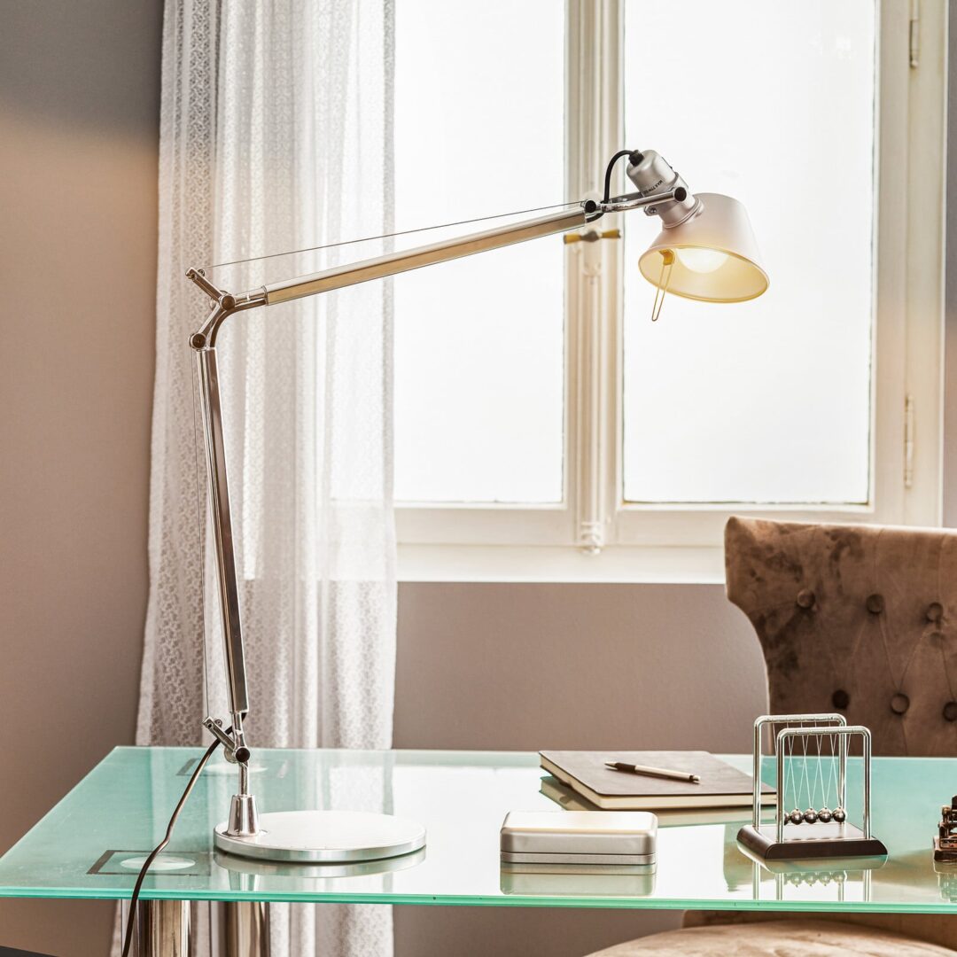 Artemide Tolomeo Tavolo designerska lampa stołowa