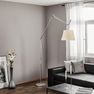 Lampa podłogowa Artemide Tolomeo Mega biała/aluminium pergaminowa ściemniana