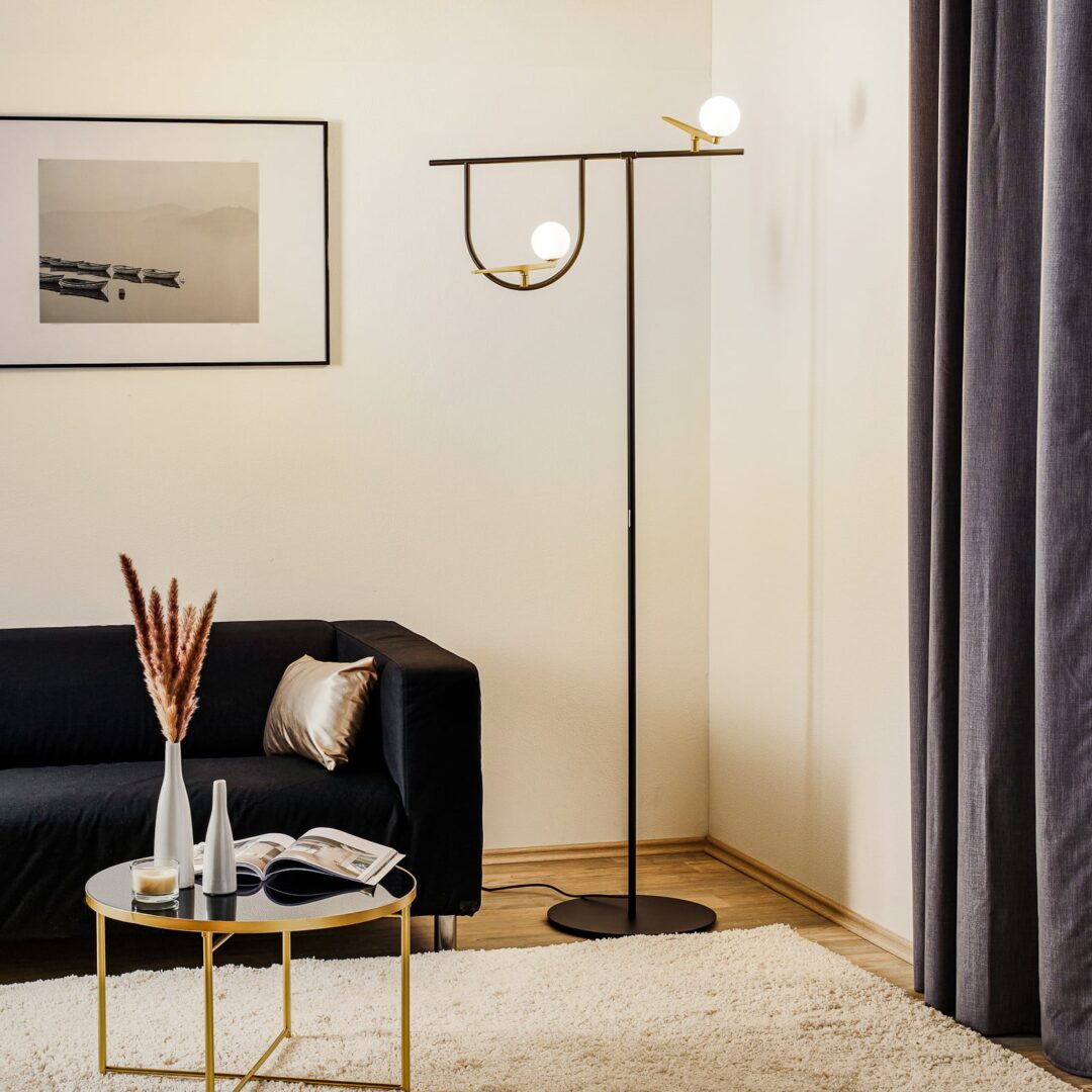 Artemide Yanzi lampa stojąca LED ściemniacz
