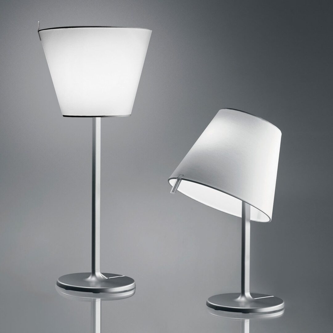 Artemide Melampo lampa stołowa szara