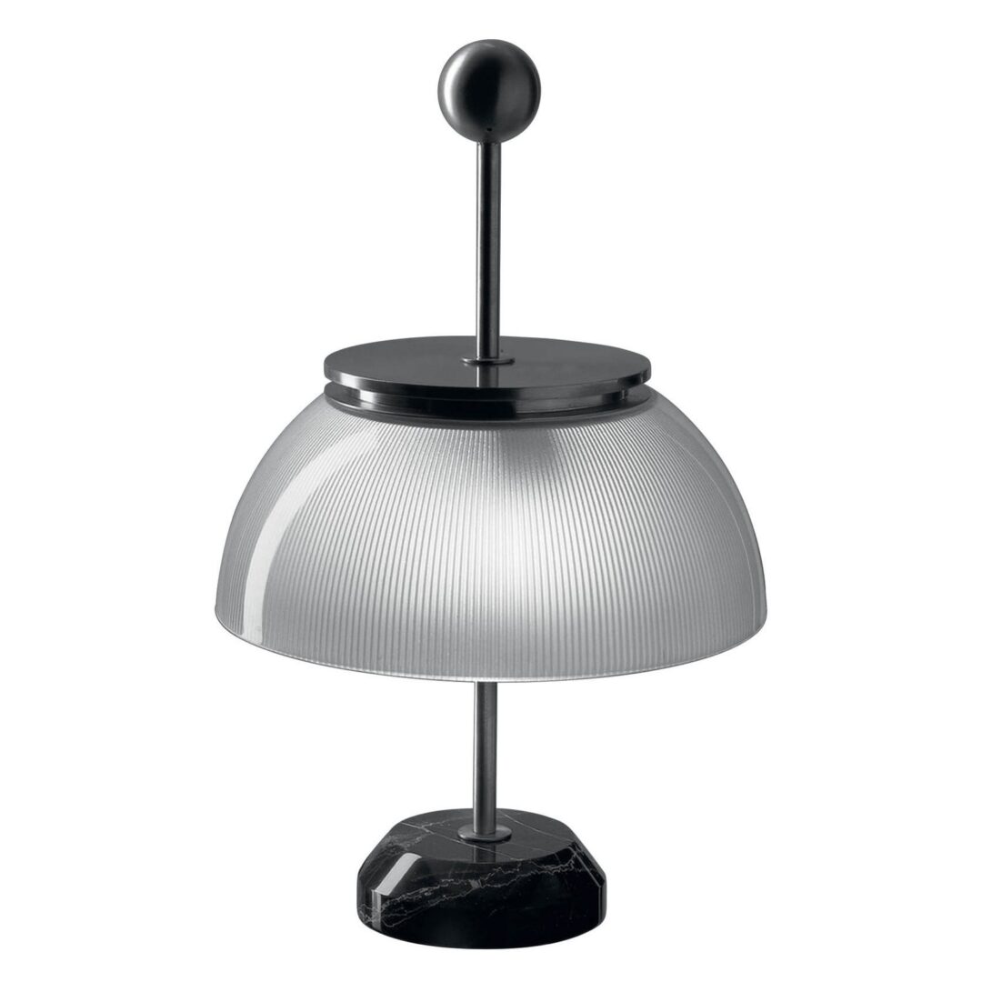 Artemide Alfa lampa stołowa ze szklanym kloszem