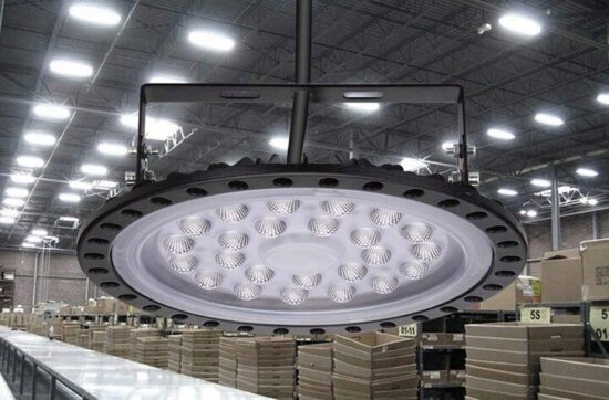 Lampa-przemyslowa-LED-UFO-High-Bay-200W-20000lm-Rodzaj-gwintu-zintegrowane-zrodlo-LED