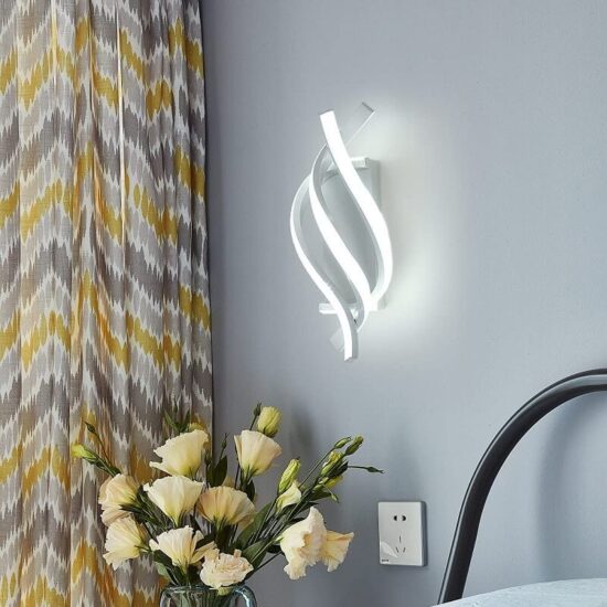 Nowoczesna lampa ścienna spiralna kinkiet LED do sypialni, do salonu. Minimalistyczna, funkcjonalna i elegancka.