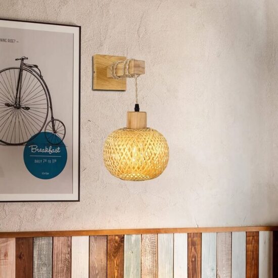 Bambusowa lampa ścienna lampion boho, minimalistyczna i stylowa. Do salonu, do gabinetu, do sypialni.