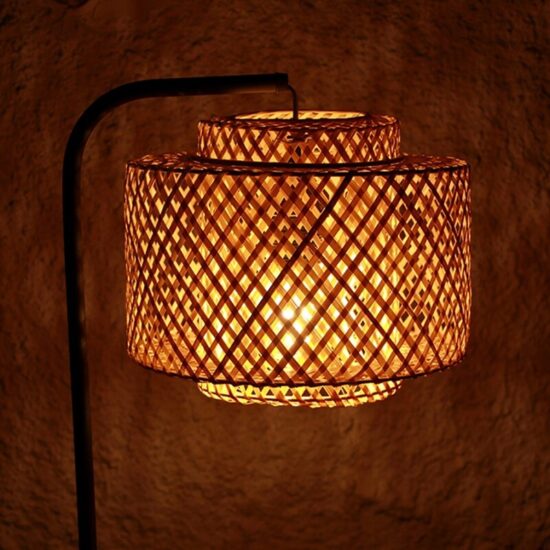 Bambusowa lampa stołowa nocna boho naturalna, stylowa i oryginalna. Do sypialni, do gabinetu, do salonu.