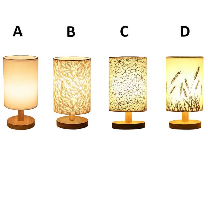 Prosta lampa stołowa drewniana rustykalna, romantyczna i elegancka. Do sypialni, do salonu, do gabinetu.