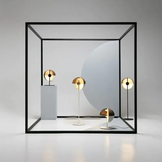 Lampa podłogowa Theia Marset eklektyczna zjawiskowa i elegancka. Do sypialni, do salonu, do gabinetu.