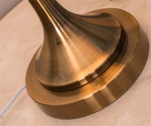 Elegancka i klasyczna lampa podłogowa Crystal glamour