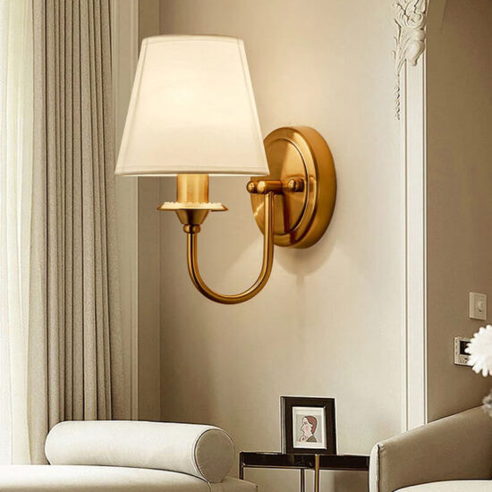 Elegancka złota lampa ścienna klasyczna, piękna, stylowa. Do sypialni, do salonu, na przedpokój.
