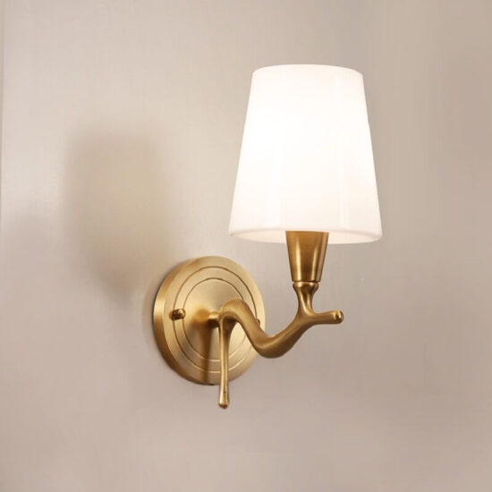 Miedziana lampa ścienna kinkiet klasyczny elegancki i stylowy. Do sypialni, na przedpokój, do gabinetu.