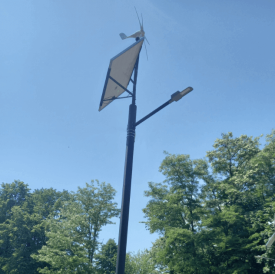 Latarnia solarno-wiatrowa Hybrid Solar LED V3