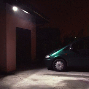 Ogrodowa lampa solarna SLC-09