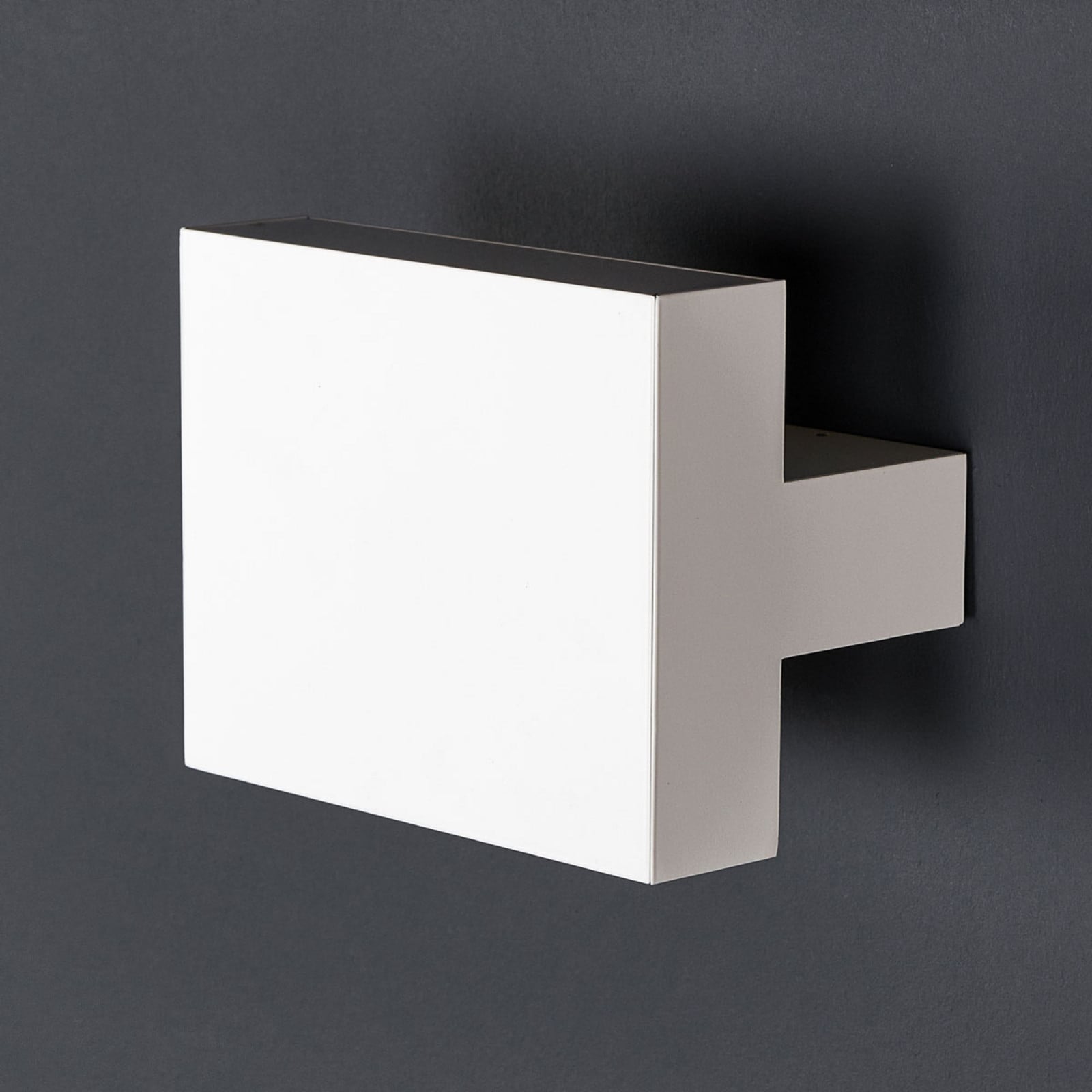 FLOS Tight Light - kinkiet LED