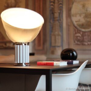 FLOS Taccia lampa stołowa aluminium