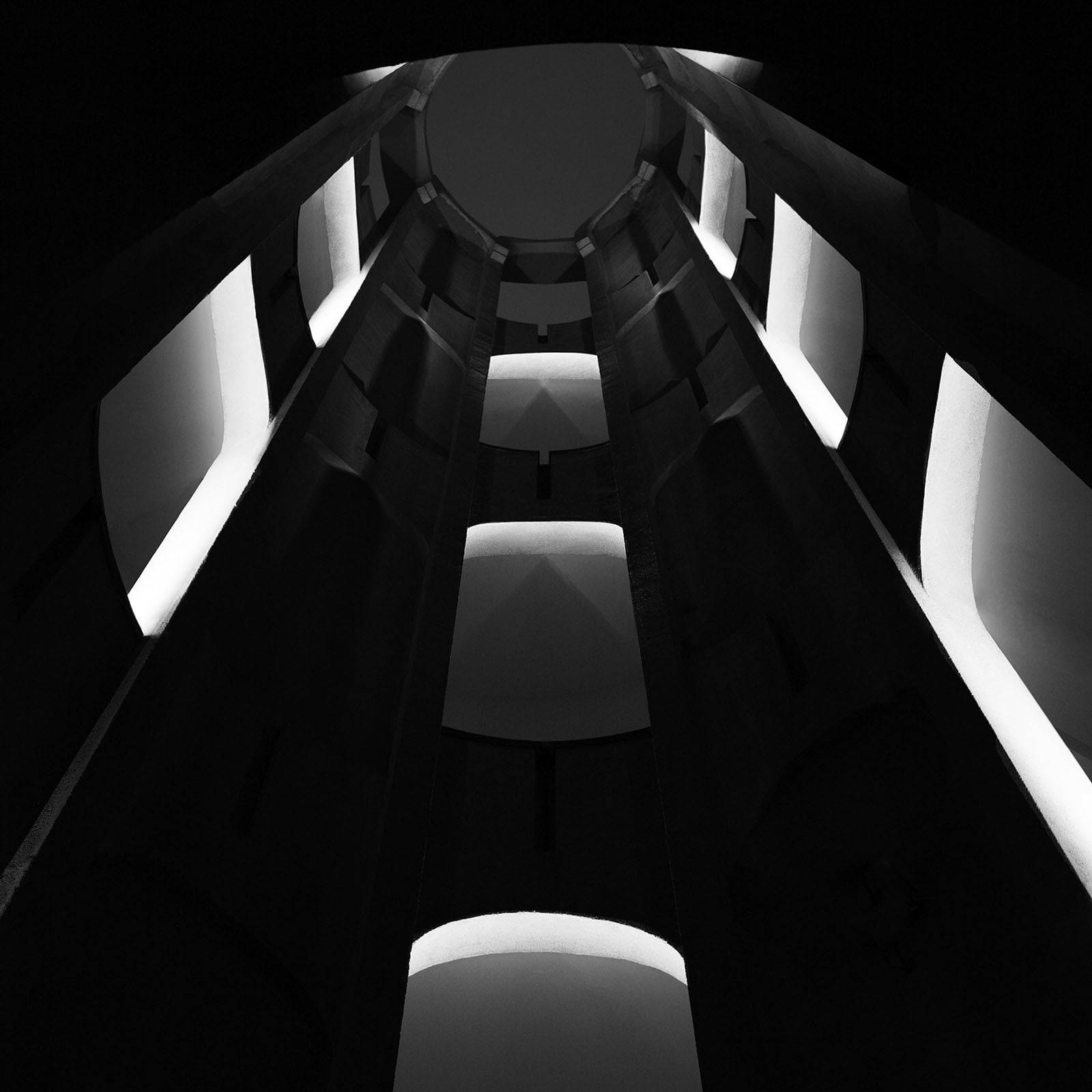 FLOS Fenestra - lampa LED dla okien łuków drzwi