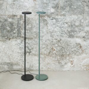 FLOS Oblique Floor stojąca LED 927 USB szałwiowa