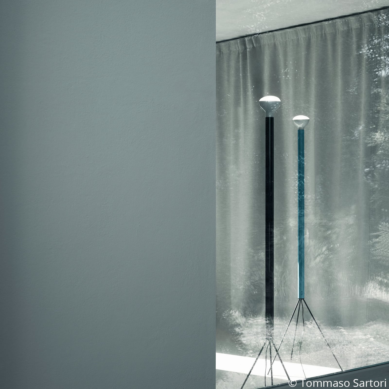 Lampa stojąca FLOS Luminator antracyt wysokość 189 cm metal