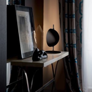 Lampa stołowa LED Oluce Superluna 297 czarna