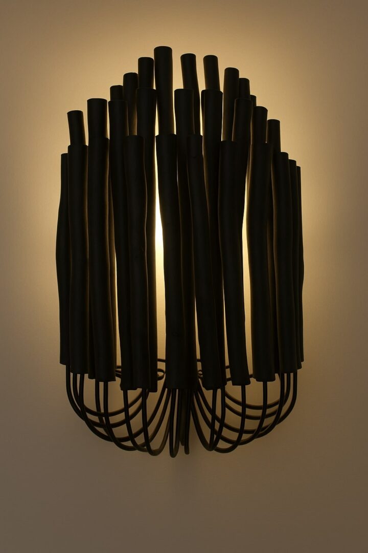 Rustykalny kinkiet ścienny gałęzie