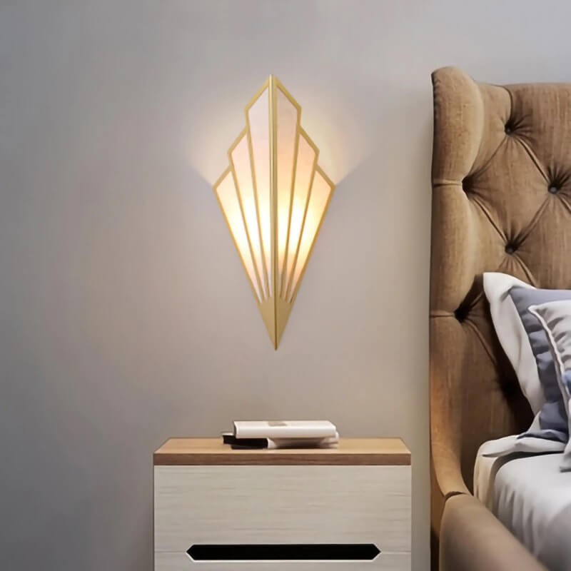 Trójkątna Lampa Ścienna Art Deco - obrazek 9
