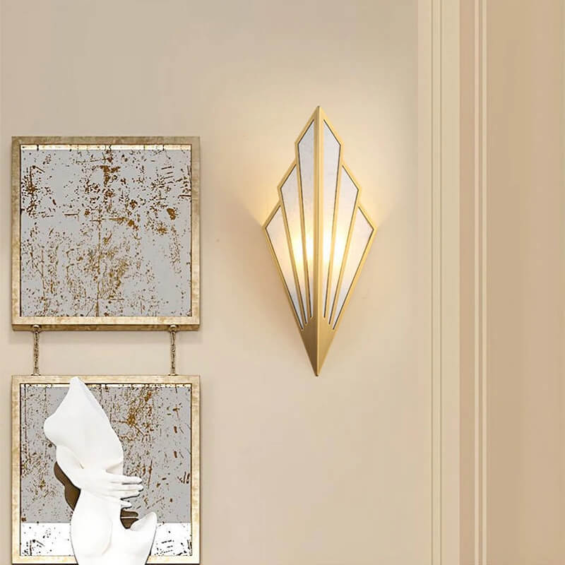 Trójkątna Lampa Ścienna Art Deco - obrazek 8