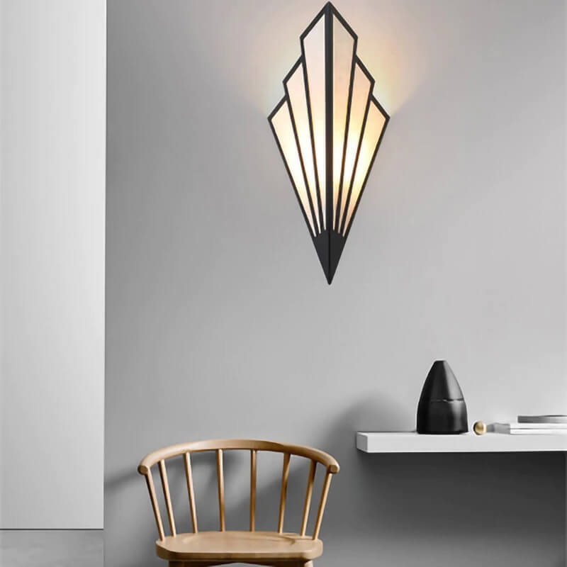 Trójkątna Lampa Ścienna Art Deco - obrazek 4