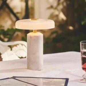 Bezprzewodowa lampa stołowa LED z marmuru – zdjęcie 1