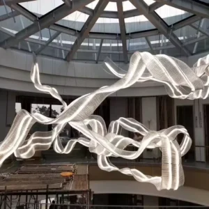 Nowoczesny żyrandol LED do lobby i wysokich wnętrz – designerska lampa wisząca ze szkła premium (custom)