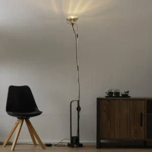 Lampa stojąca FLOS Toio Gx16d-LED czarna