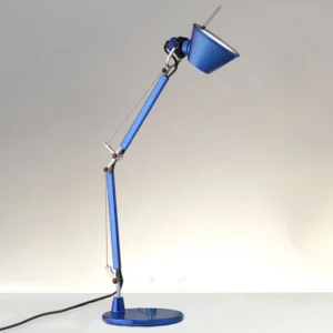 Lampa stołowa Artemide Tolomeo Micro, niebieska metaliczna