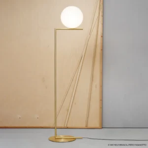 Lampa stojąca FLOS IC F2 szczotkowany mosiądz