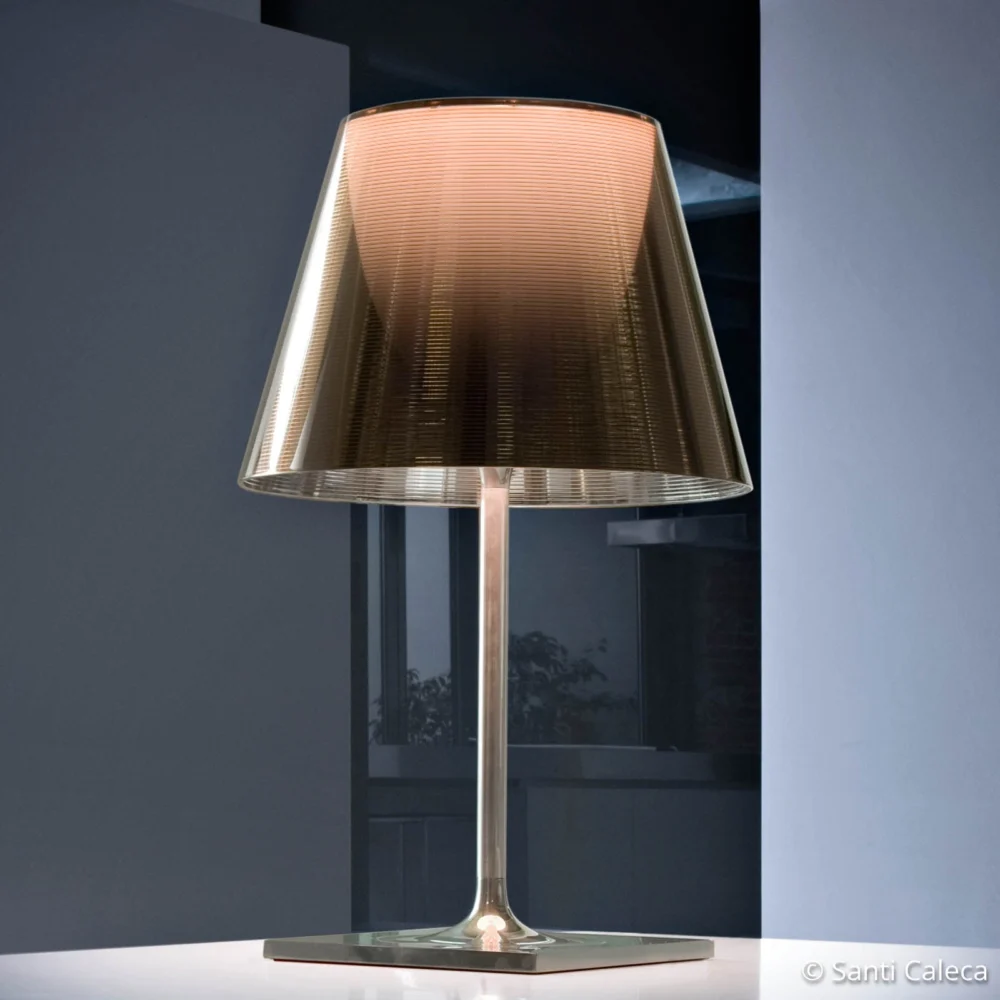 Lampa stołowa FLOS KTribe T2, brązowa