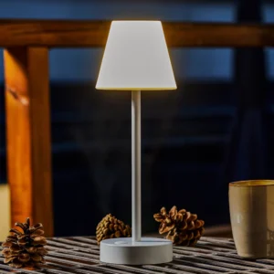 Newgarden Lola Slim lampa stołowa LED, biała