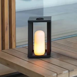 Lampa tarasowa LED Newgarden Siroco, wysokość 30 cm