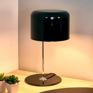 Oluce Coupé - ponadczasowa lampa stołowa czarna