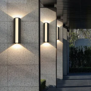 Zewnętrzna lampa ścienna LED 10W IP66
