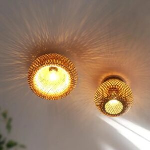 Bambusowa lampa sufitowa – wzór światła na suficie