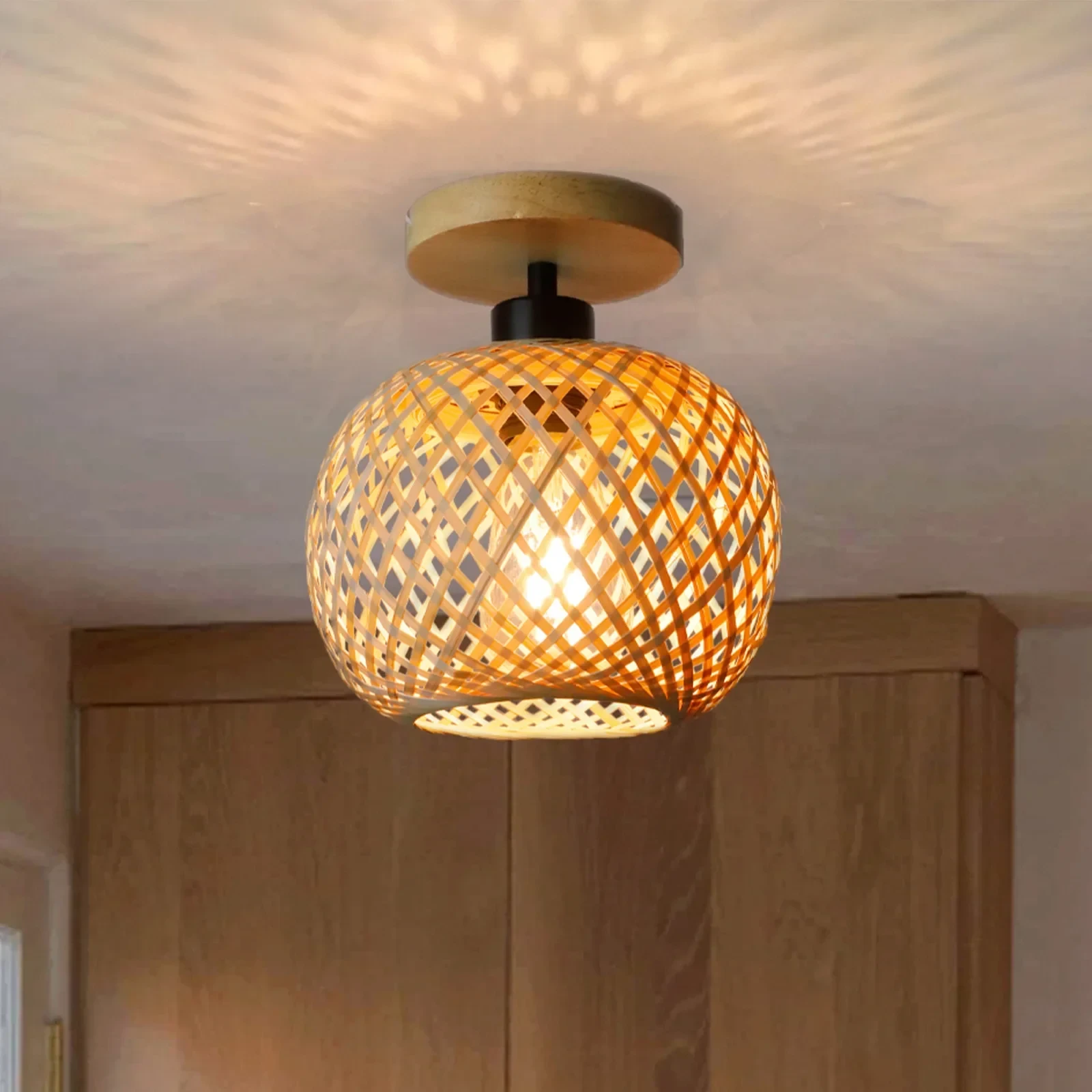 Lampa sufitowa bambusowa kula na drewnianej rozecie, Ø20 cm 2 Lampa sufitowa bambusowa kula na drewnianej rozecie, Ø20 cm – zdjęcie 2