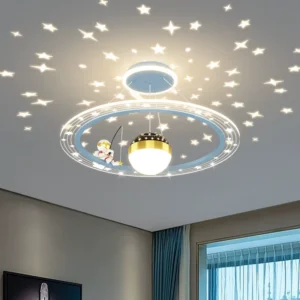 Lampa wisząca LED do pokoju dziecięcego z astronautą na huśtawce, Ø50 cm – zdjęcie 1